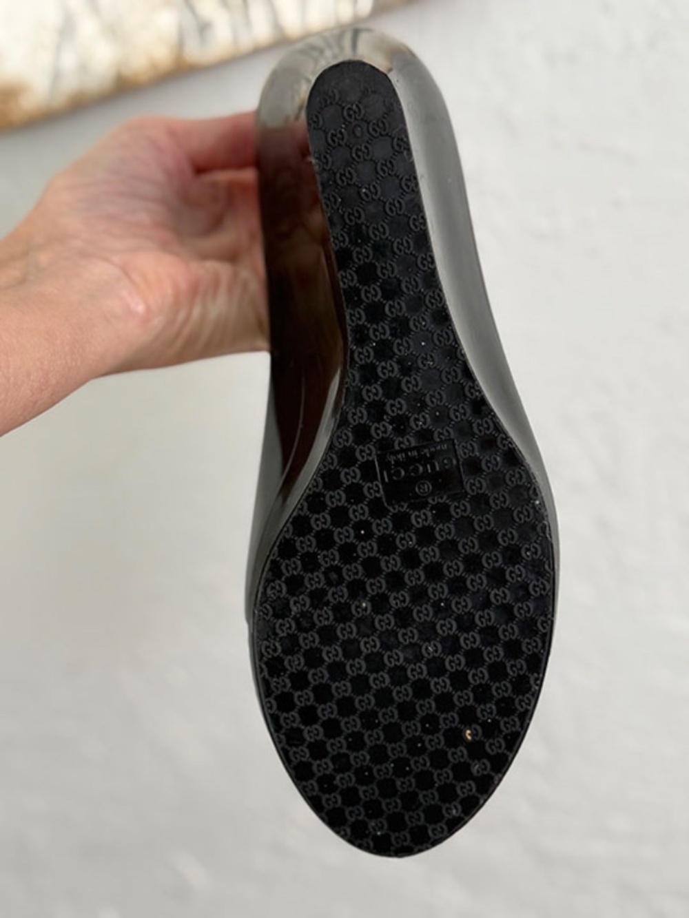 GUCCI Marola Rubber/Jelly Interlocking GLogo Wedges - Black/Off-White - Size 35 - Picture 11 of 11